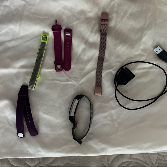 Fitbit - Picture 3 of 3